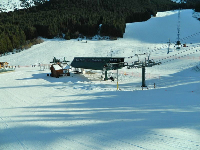 Télésiège débrayable 6 places (TSD6) Chinook Express www.remontees
